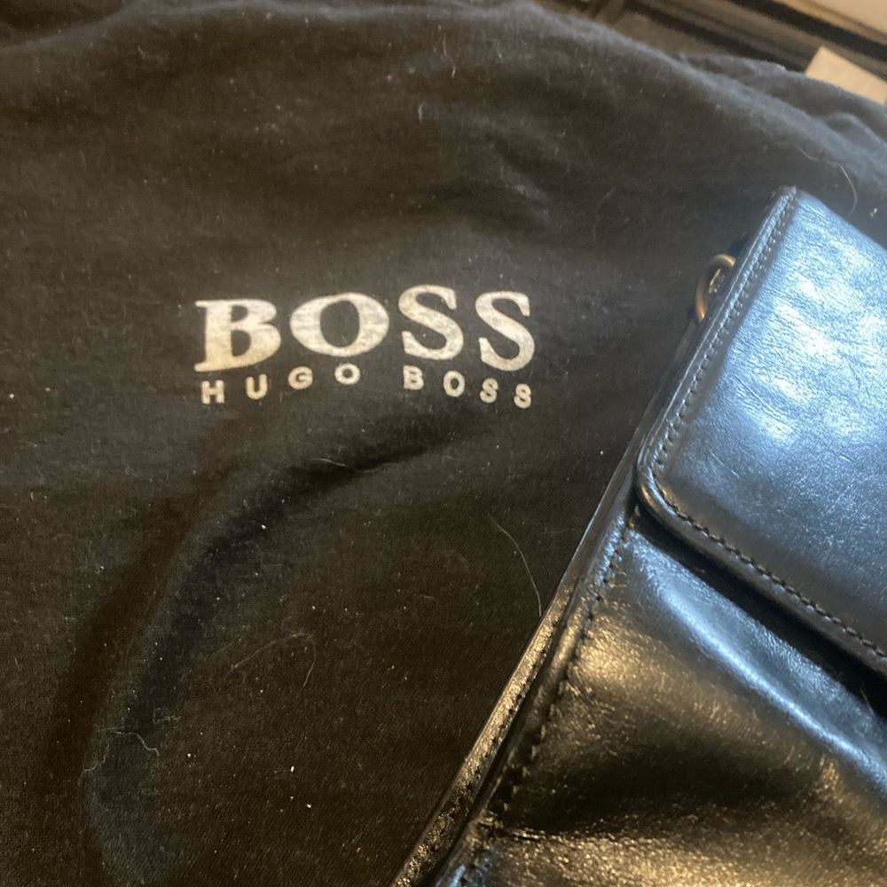 Hugo Boss Black Leather briefcase/laptop bag - Picture 2 of 10